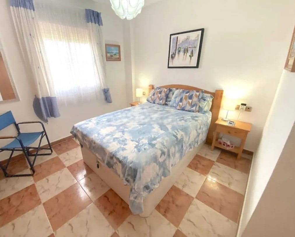 2 bedroom Flat for sale in La Zenia with pool - € 159,000 (Ref: 9741911)