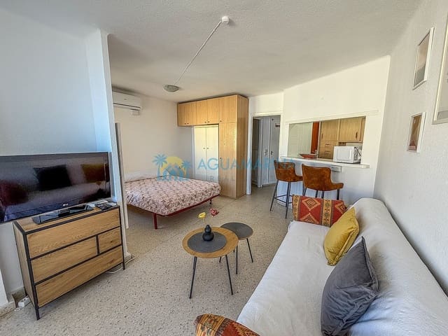 1 quarto Estúdio para arrendamento para férias em Centro Internacional, Torrox - 700 € (Ref: 10000613)