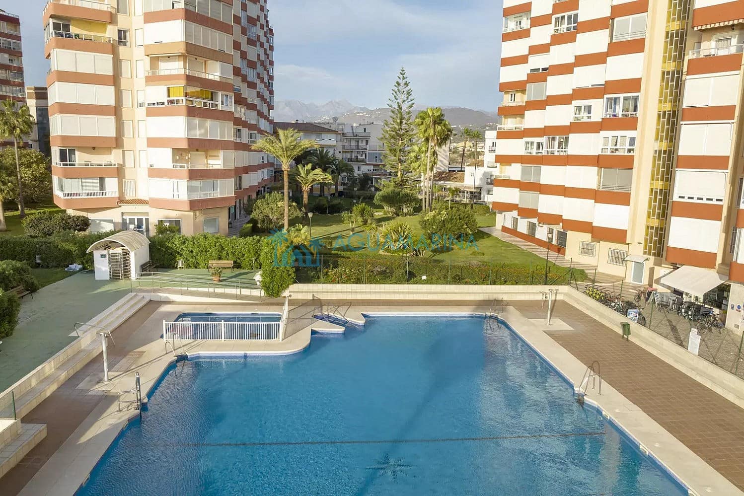 1 quarto Estúdio para arrendamento para férias em Torrox-Costa com piscina - 700 € (Ref: 10000613)