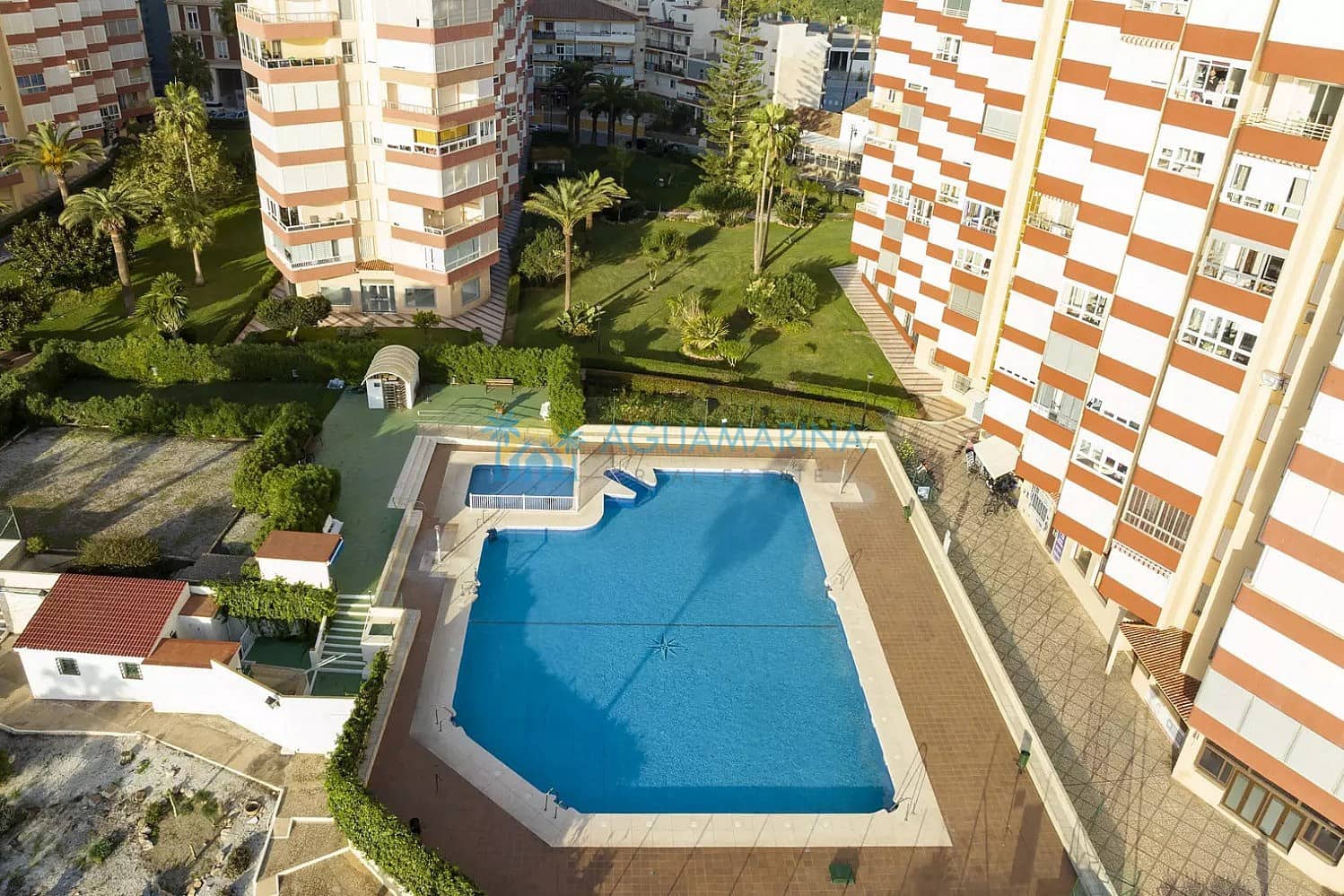 1 quarto Estúdio para arrendamento para férias em Torrox-Costa com piscina - 700 € (Ref: 10000613)