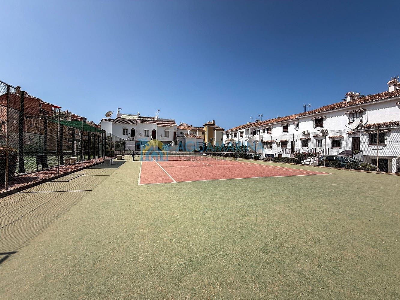 3 sovrum Villa till salu i Torrox-Costa med pool garage - 395 000 € (Ref: 10018100)