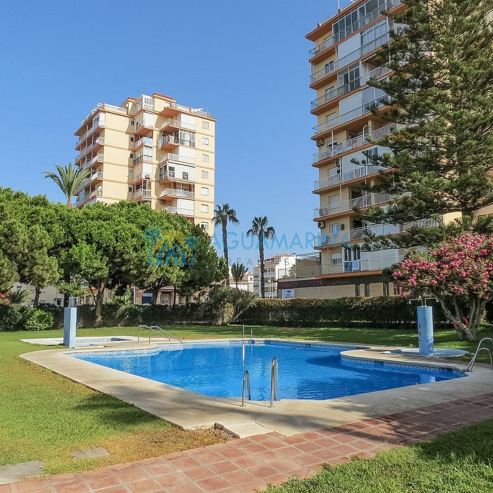 3 sovrum Villa till salu i Torrox-Costa med pool garage - 395 000 € (Ref: 10018100)