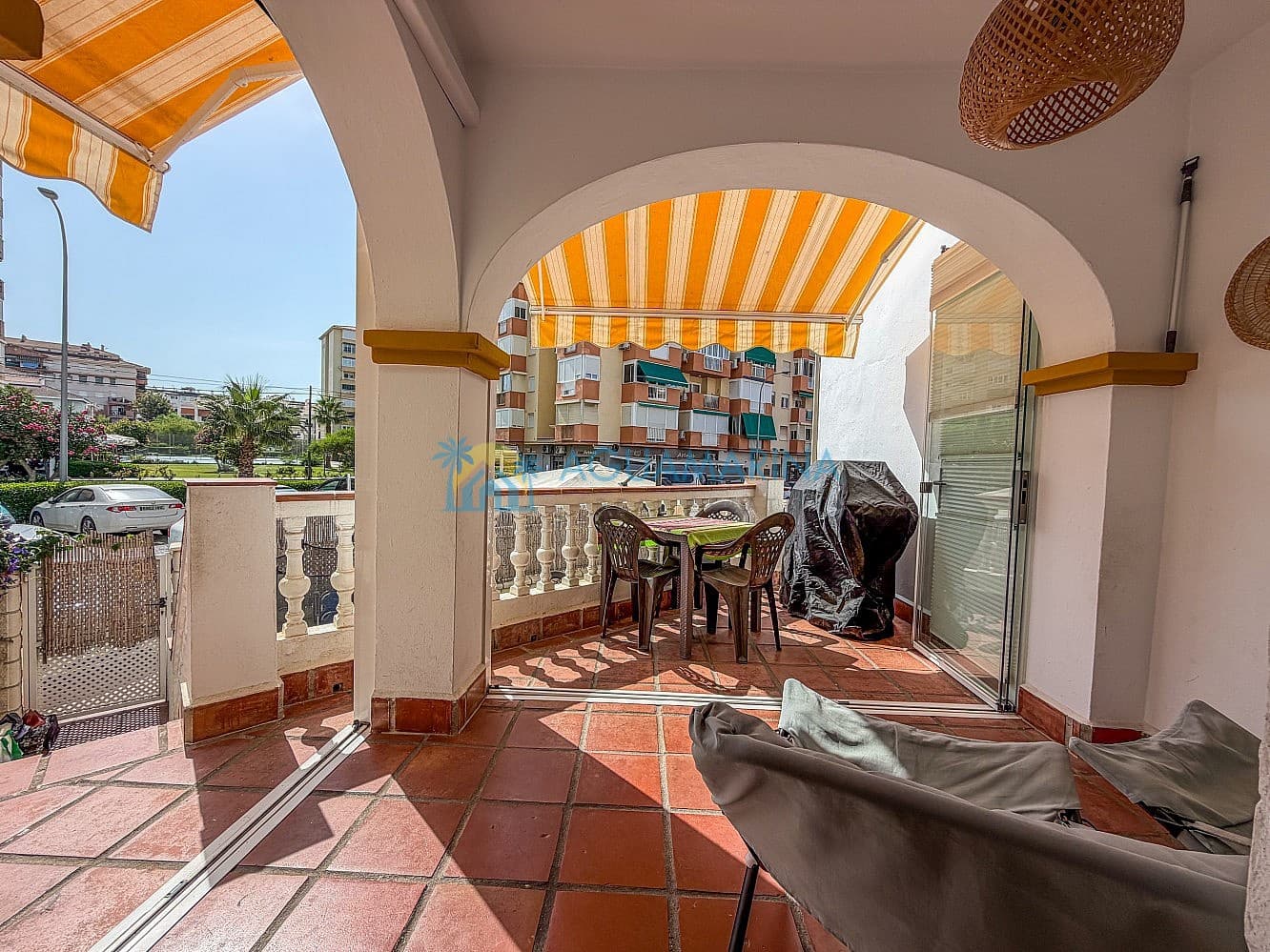 3 sovrum Villa till salu i Torrox-Costa med pool garage - 395 000 € (Ref: 10018100)