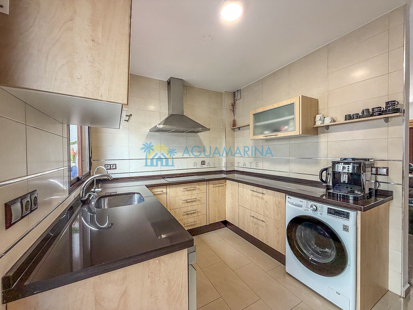 3 sovrum Villa till salu i Torrox-Costa med pool garage - 395 000 € (Ref: 10018100)