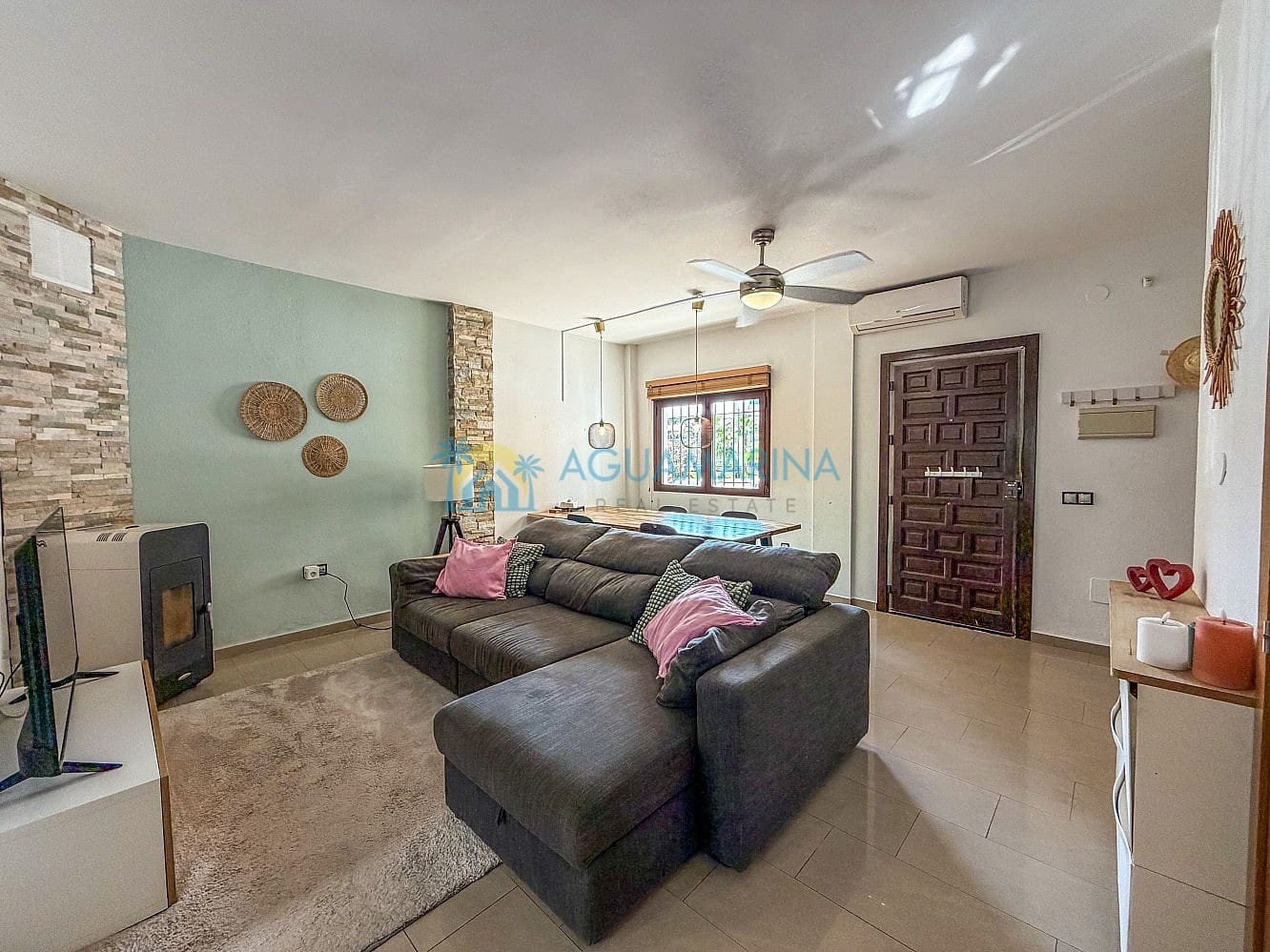3 sovrum Villa till salu i Torrox-Costa med pool garage - 395 000 € (Ref: 10018100)