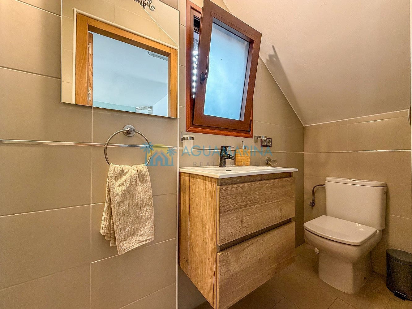 3 sovrum Villa till salu i Torrox-Costa med pool garage - 395 000 € (Ref: 10018100)