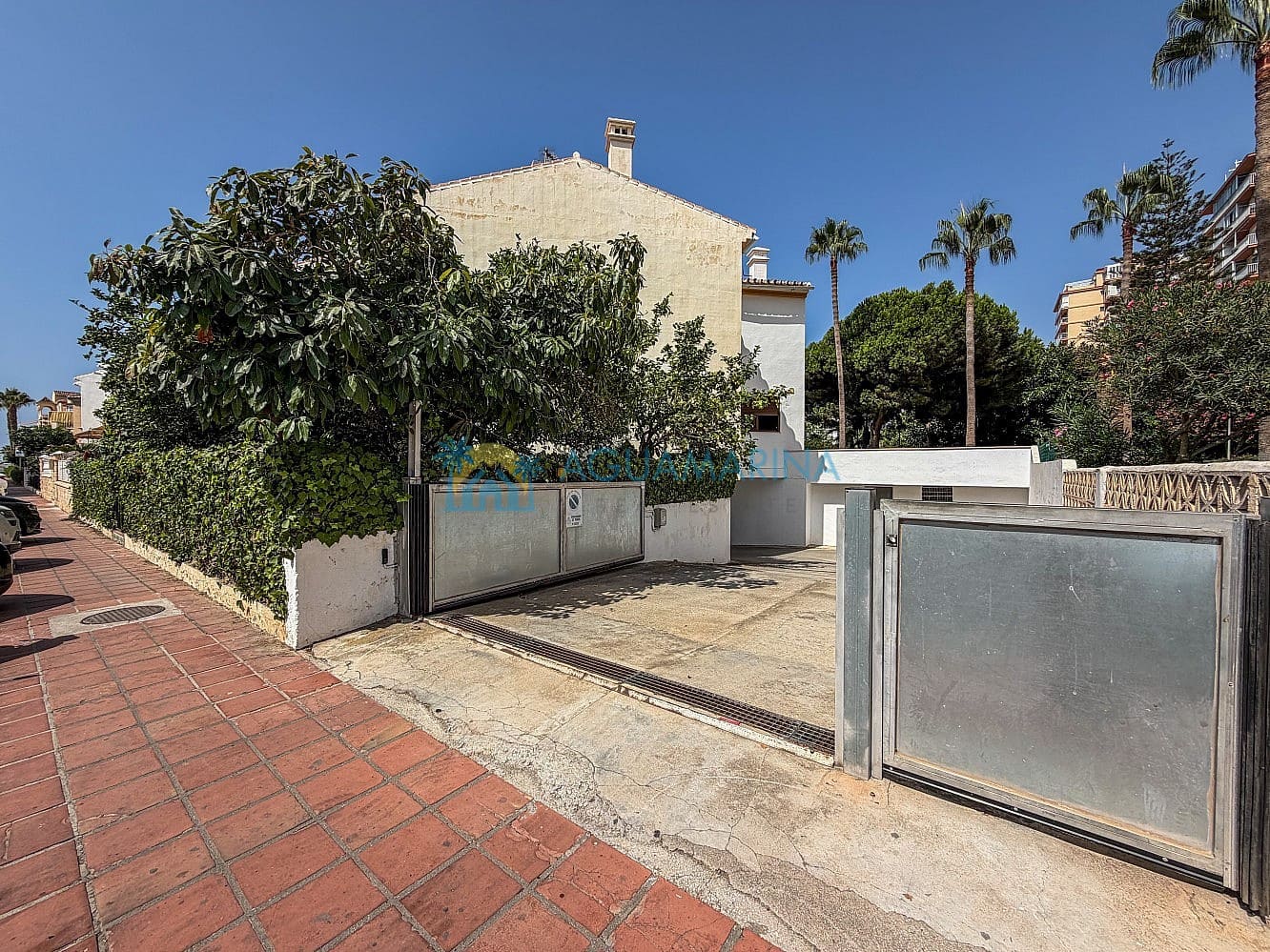 3 sovrum Villa till salu i Torrox-Costa med pool garage - 395 000 € (Ref: 10018100)