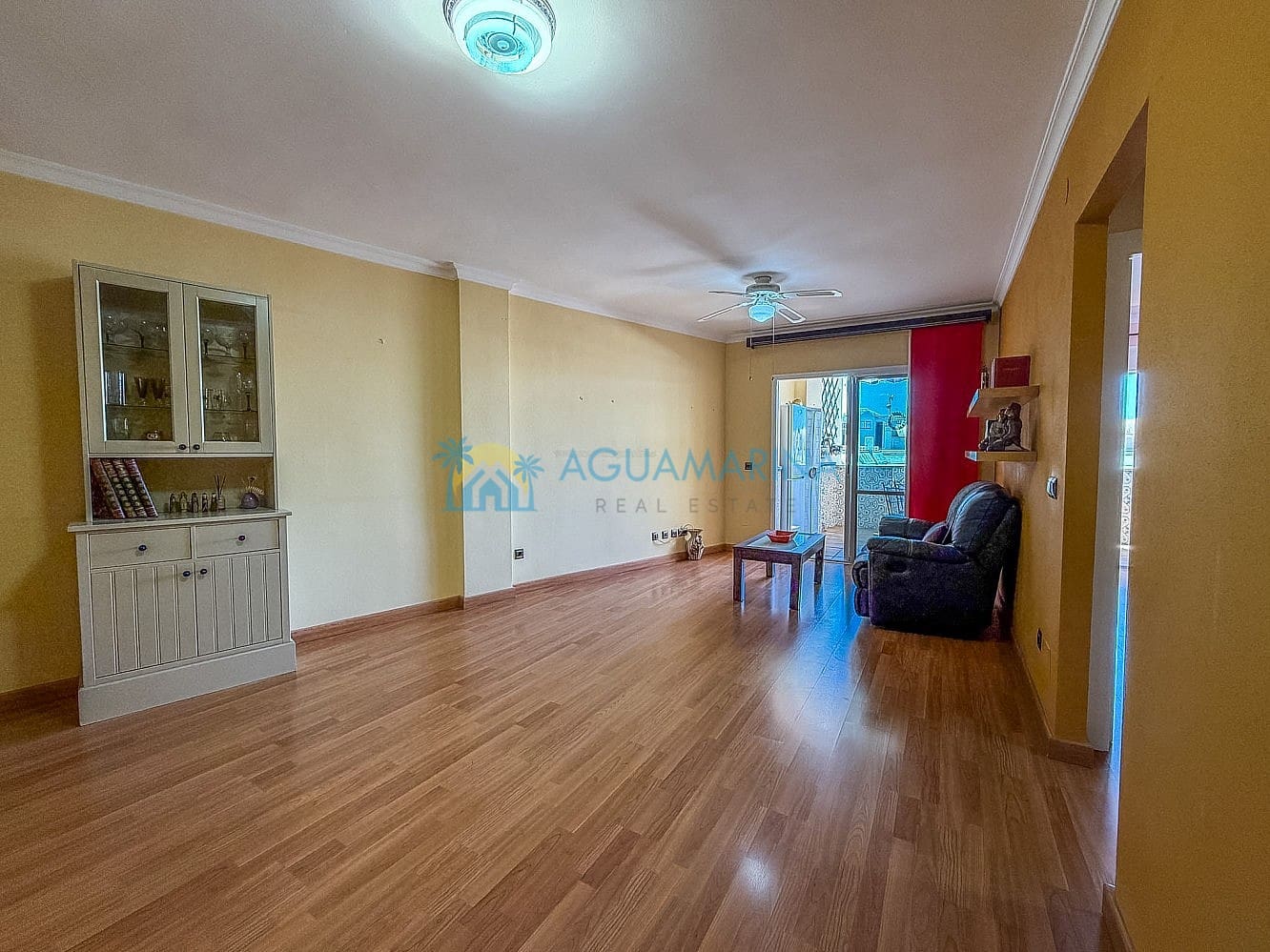 3 bedroom Apartment for sale in Torrox-Costa with pool - € 279,000 (Ref: 10034687)
