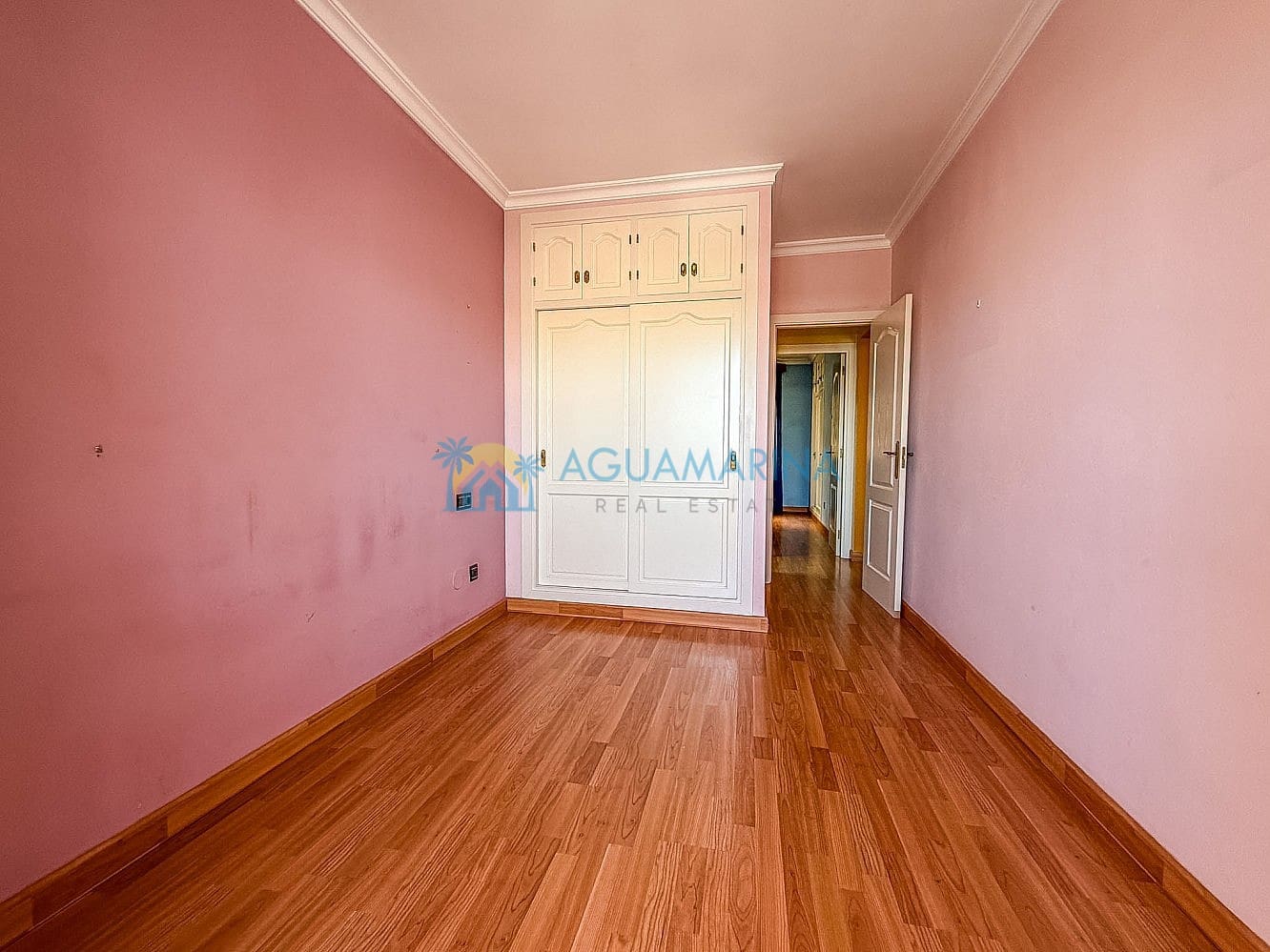 3 bedroom Apartment for sale in Torrox-Costa with pool - € 279,000 (Ref: 10034687)