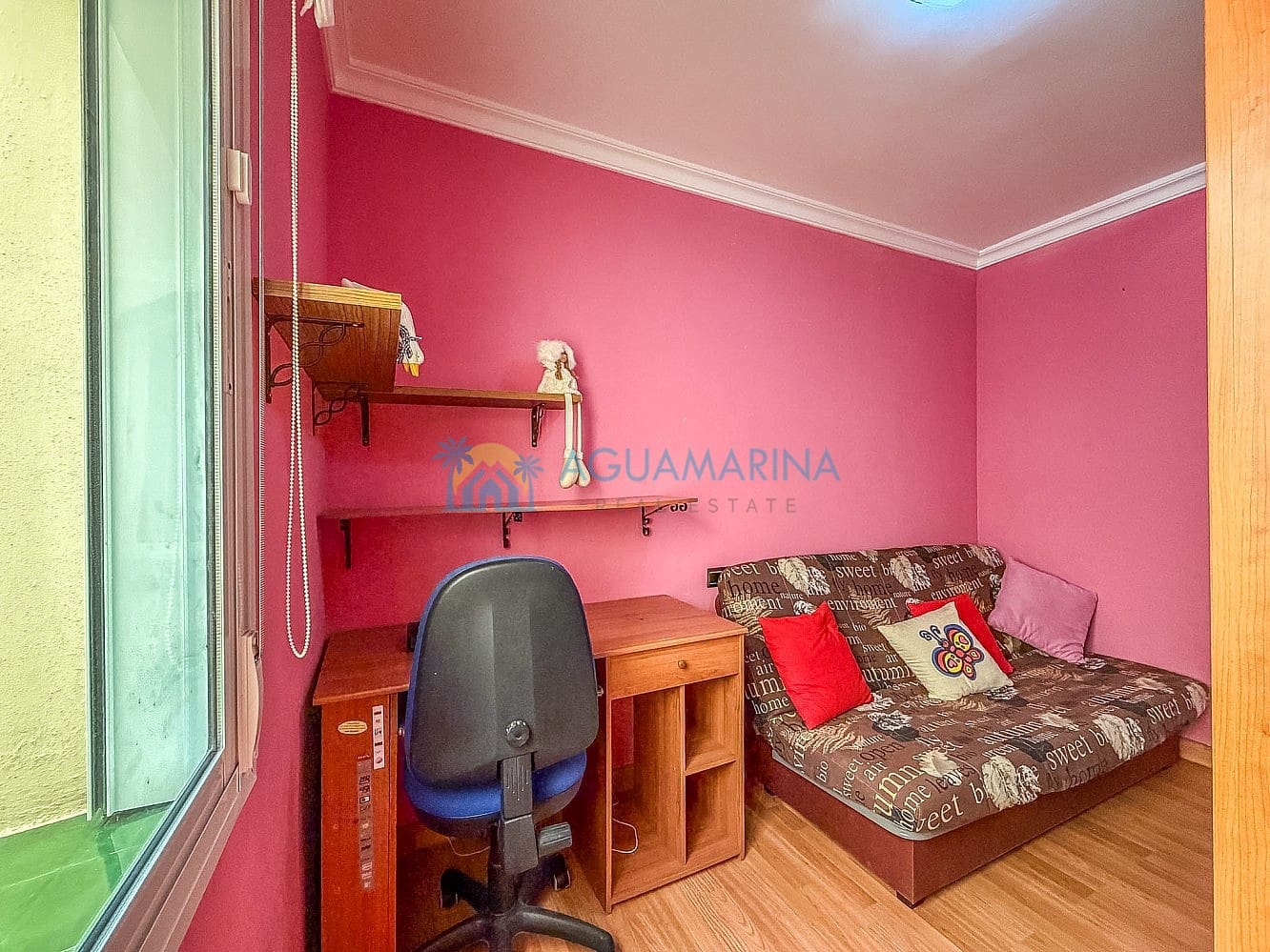 3 bedroom Apartment for sale in Torrox-Costa with pool - € 279,000 (Ref: 10034687)
