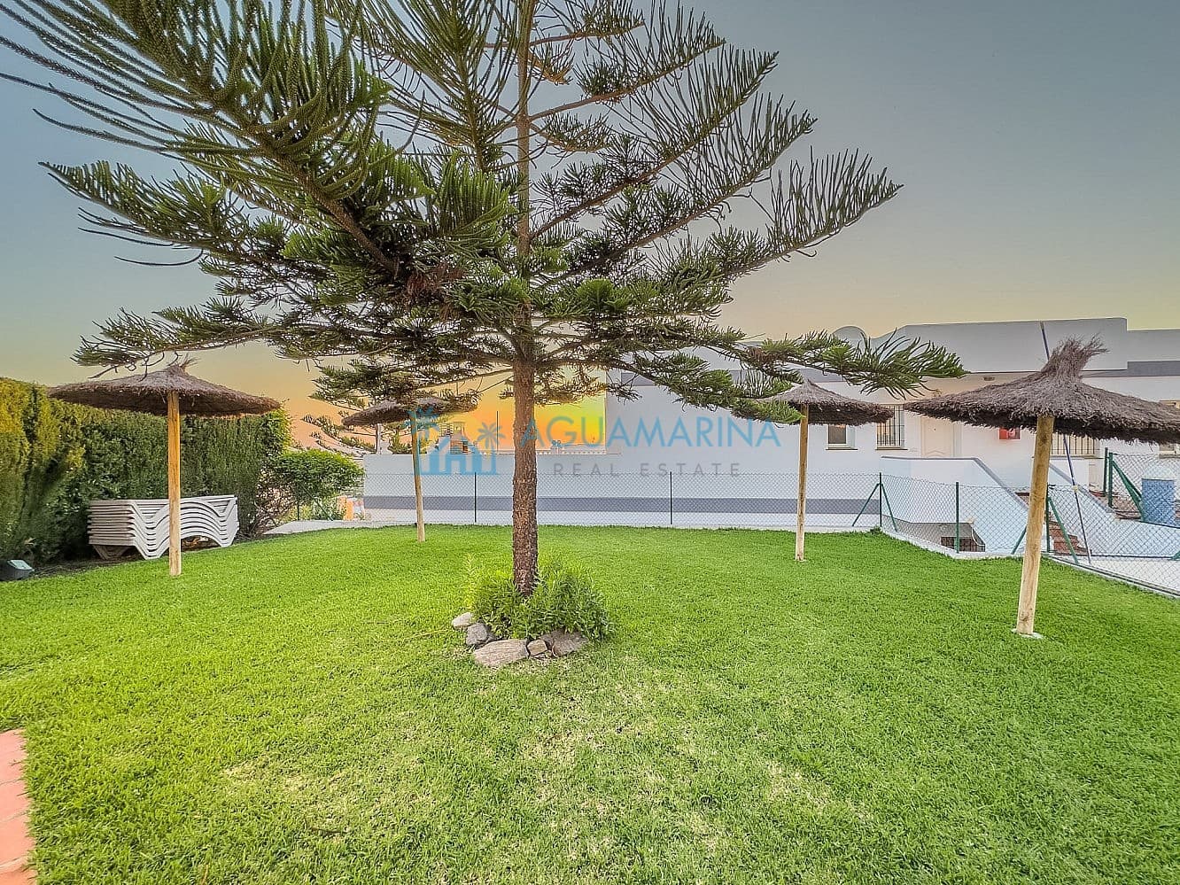 1 Zimmer Apartment zu verkaufen in Torrox Park mit Pool - 214.500 € (Ref: 10081647)