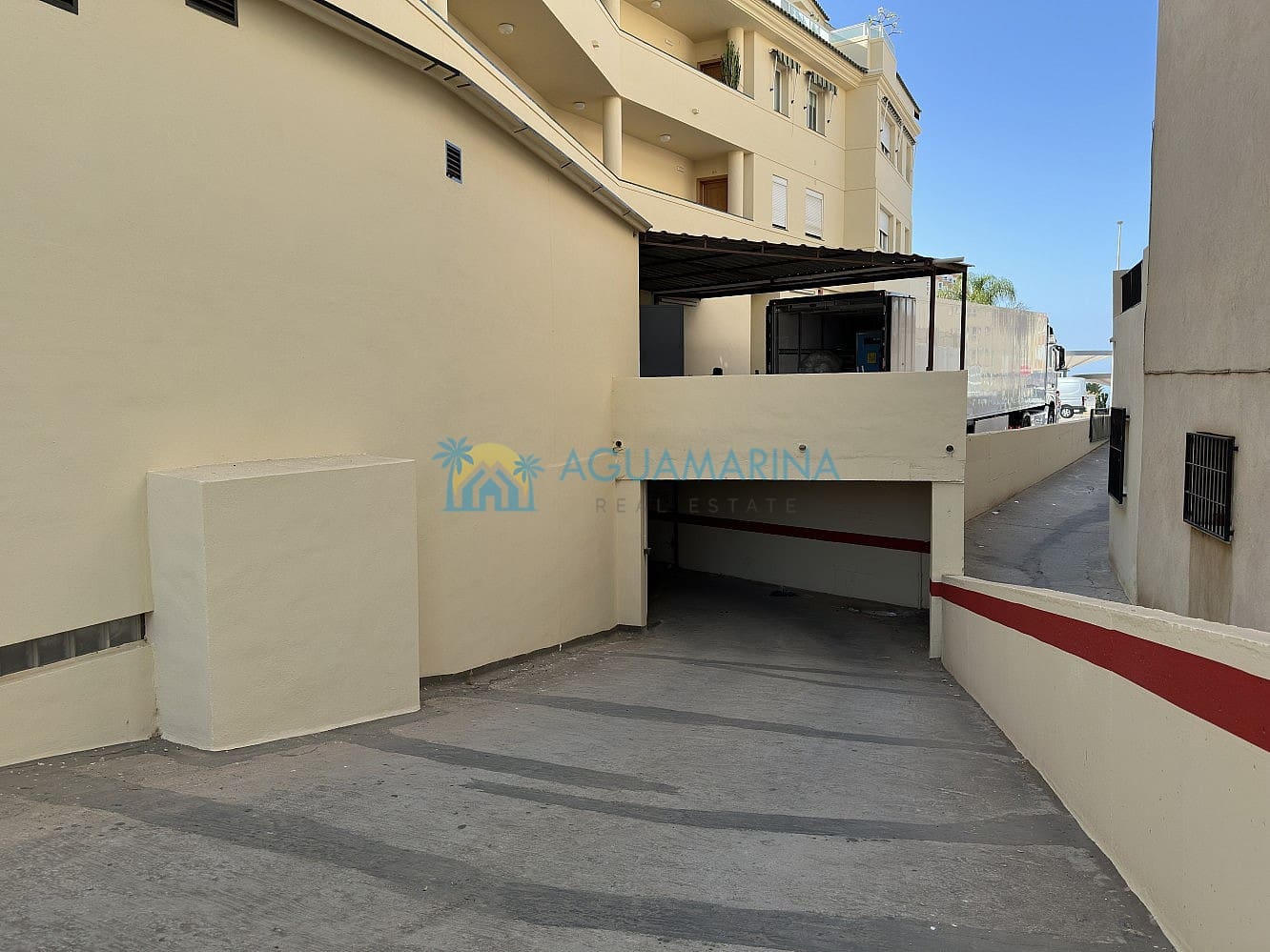Garage te koop in Torrox-Costa - € 55.000 (Ref: 10160203)
