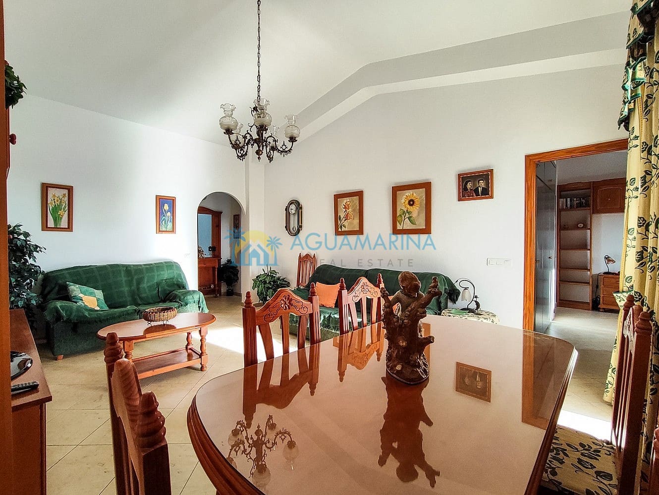 4 soveværelse Semi-Rækkehus til salg i Nerja - € 350.000 (Ref: 7512558)