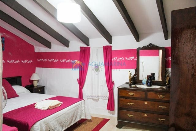 2 sovrum Villa till salu i Salares - 88 000 € (Ref: 7512566)