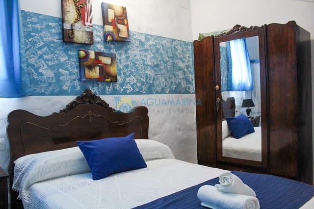 2 sovrum Villa till salu i Salares - 88 000 € (Ref: 7512566)