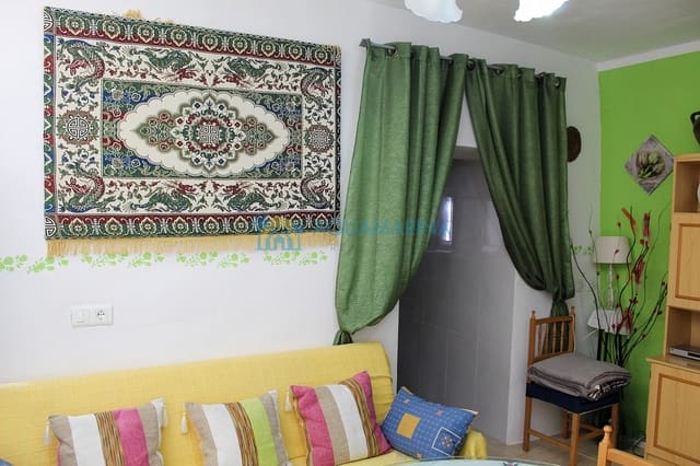 2 sovrum Villa till salu i Salares - 88 000 € (Ref: 7512566)