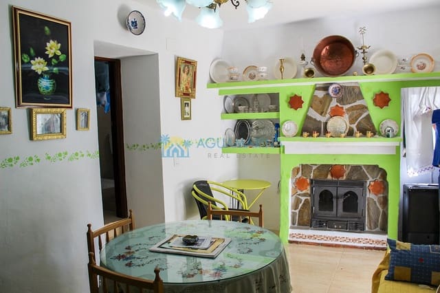 2 sovrum Villa till salu i Salares - 88 000 € (Ref: 7512566)