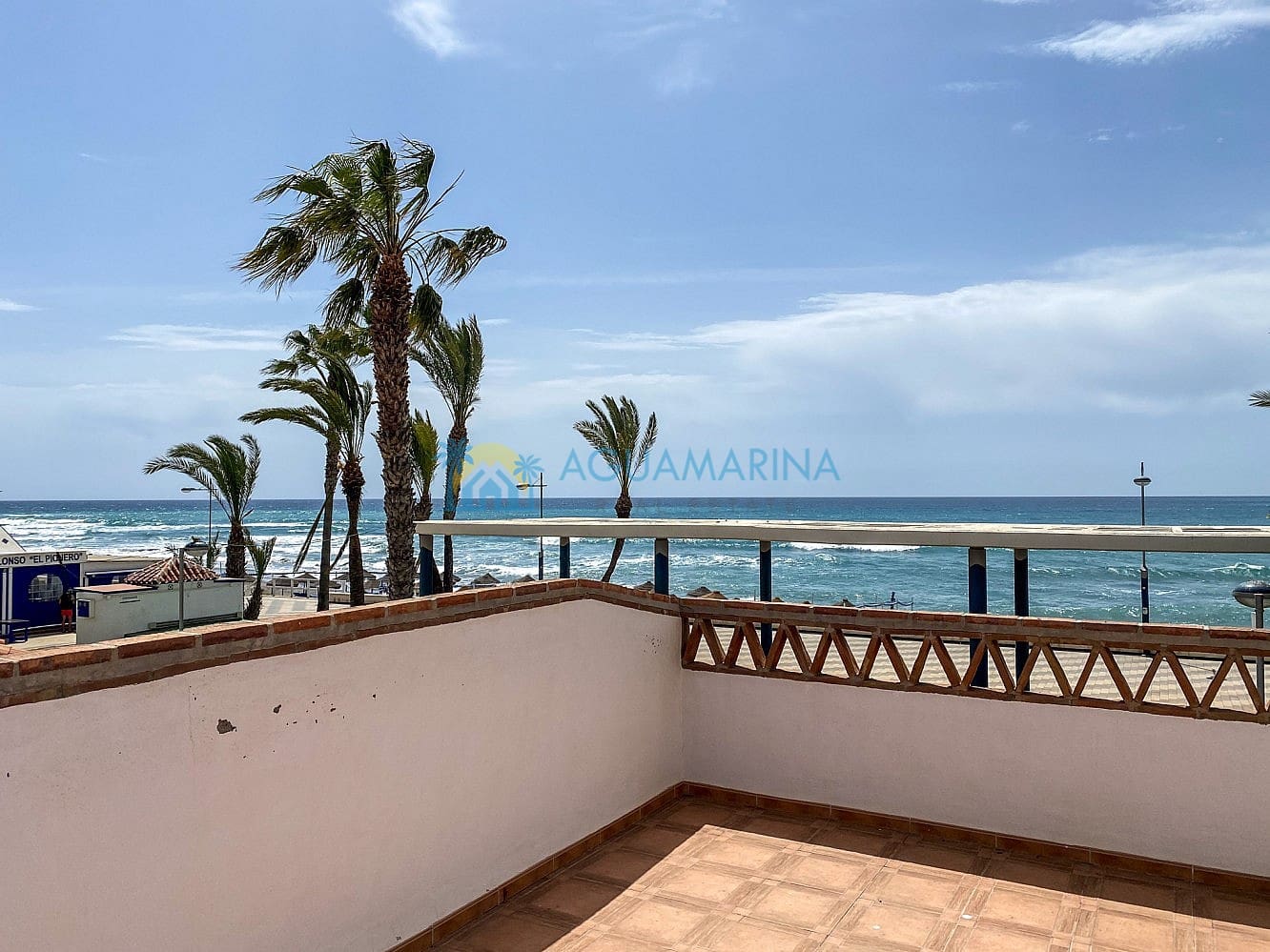 4 sypialnia Dom blizniak na sprzedaż w Torrox-Costa z basenem - 630 000 € (Ref: 7557375)