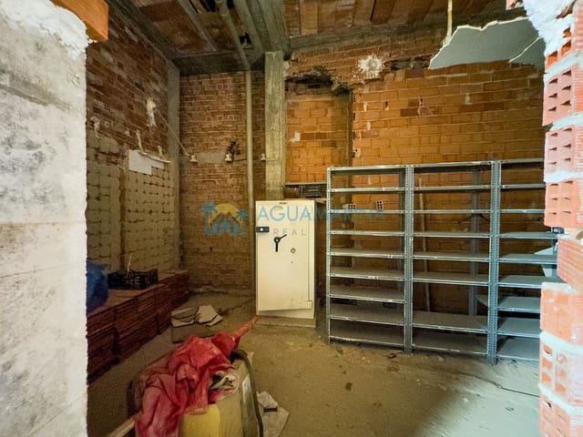 Kaupallinen myytävänä paikassa Canillas de Aceituno - 97 400 € (Ref: 8543087)