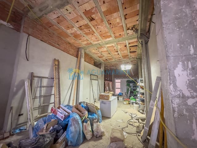 Kaupallinen myytävänä paikassa Canillas de Aceituno - 97 400 € (Ref: 8543087)