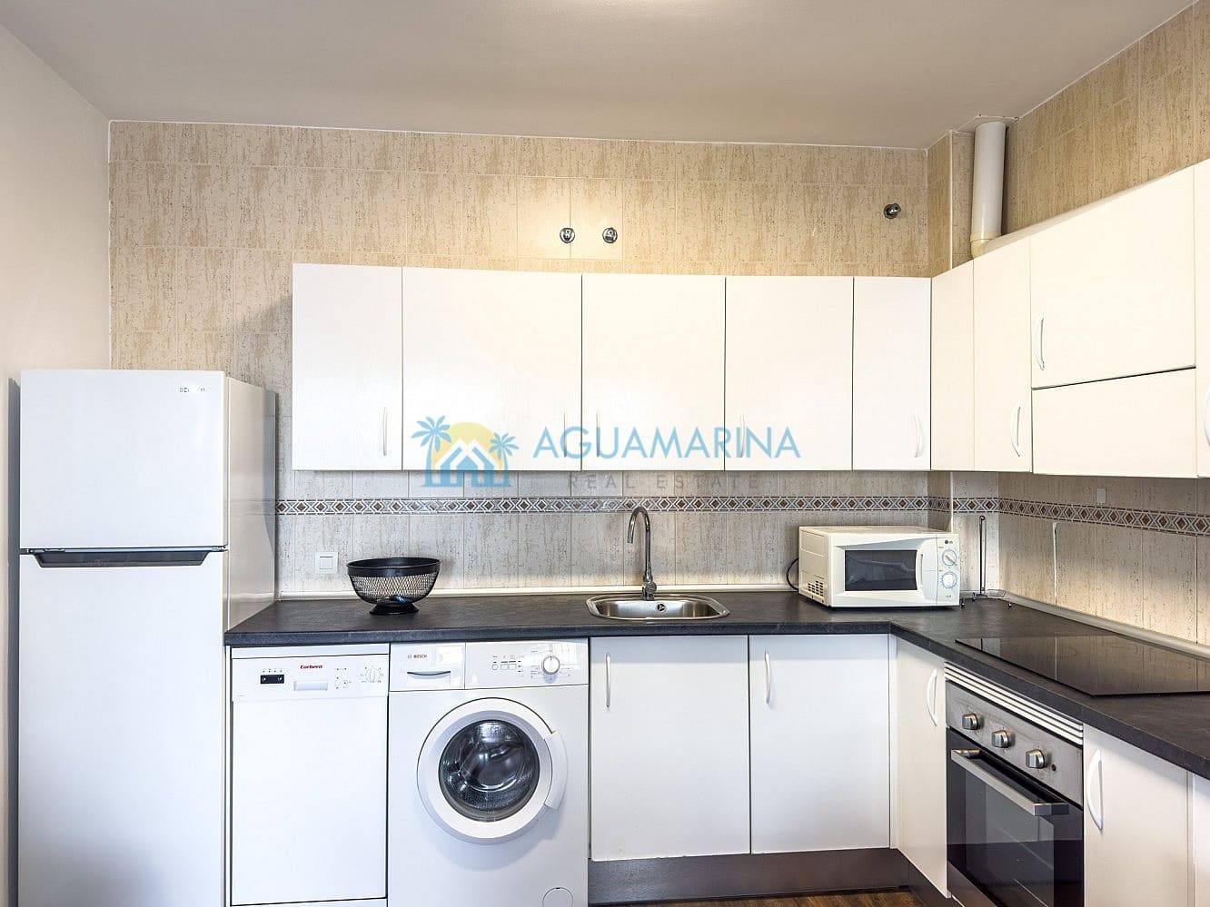 1 Zimmer Apartment zu vermieten in Torrox Park mit Pool - 700 € (Ref: 8839322)