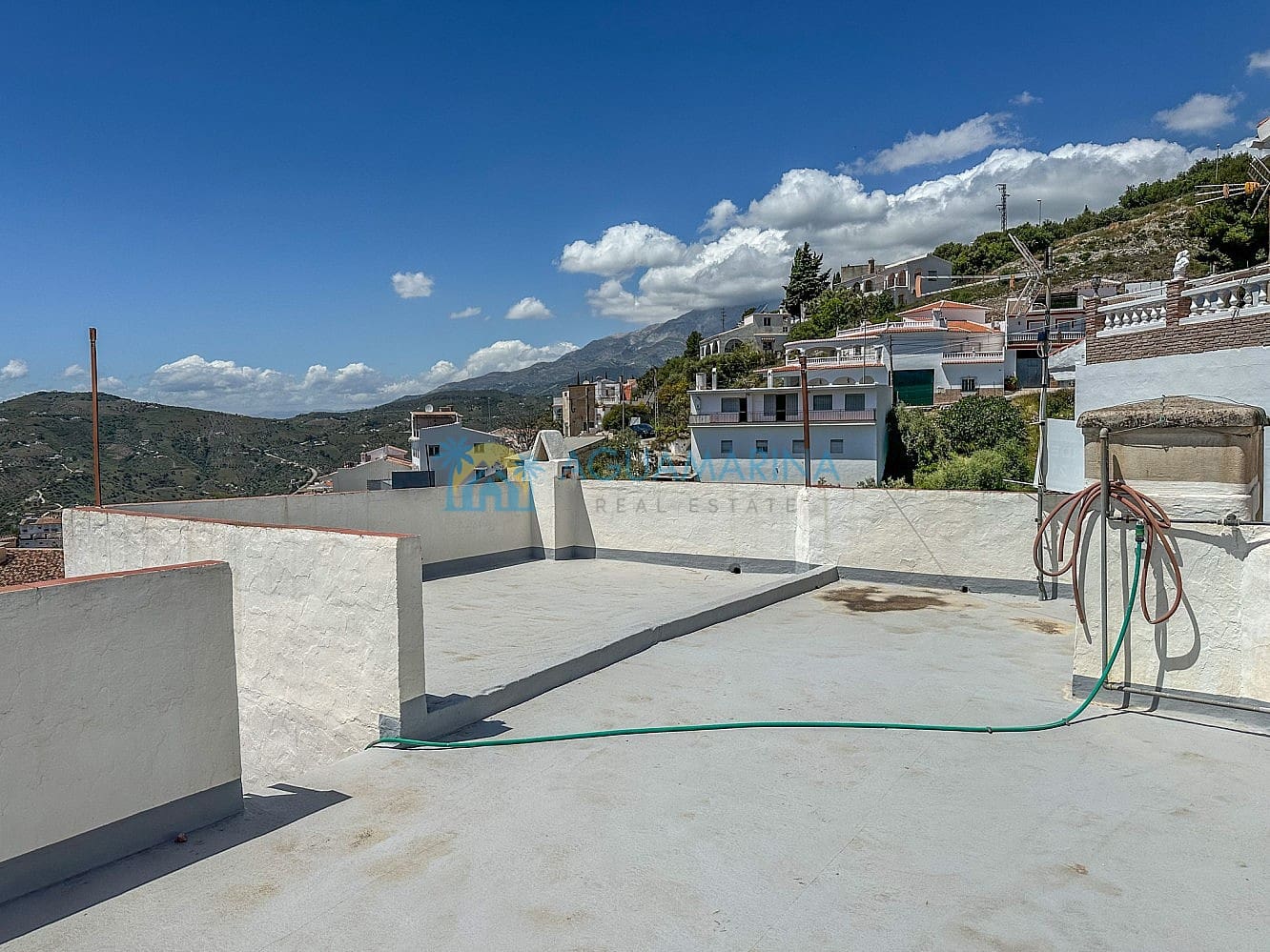 4 soveværelse Rækkehus til salg i Competa - € 168.000 (Ref: 9049779)