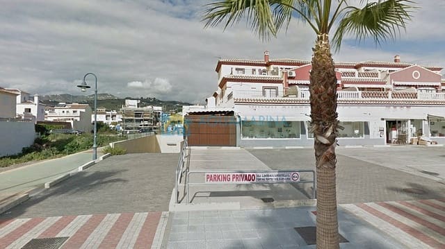 Garaż na sprzedaż w Urbanización Santa Rosa, Torrox - 28 500 € (Ref: 9549788)