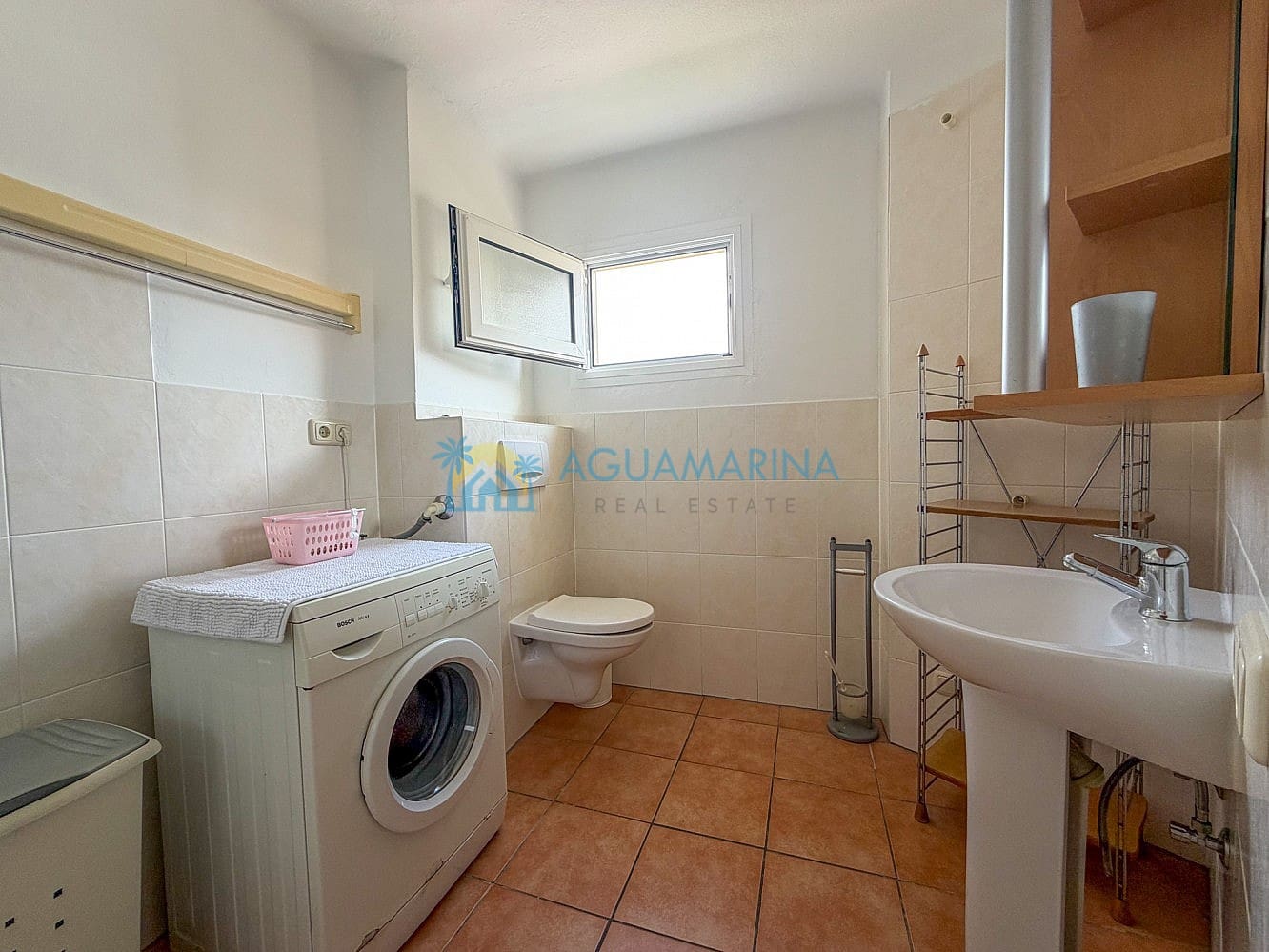1 bedroom Apartment for sale in Torrox with pool - € 255,000 (Ref: 9714024)