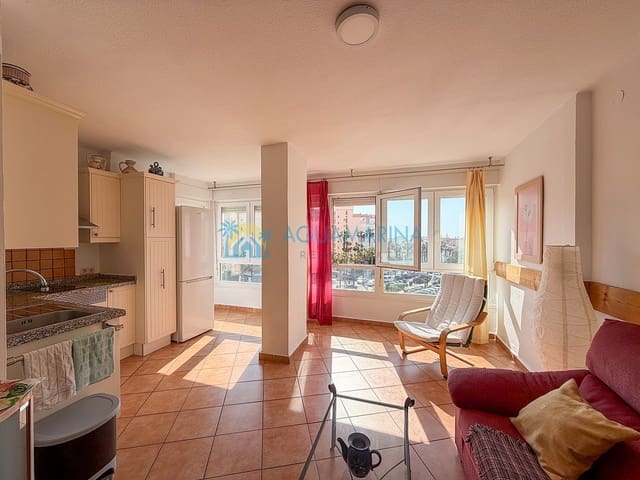 1 slaapkamer Appartement te koop in Centro Internacional, Torrox met zwembad - € 255.000 (Ref: 9714024)