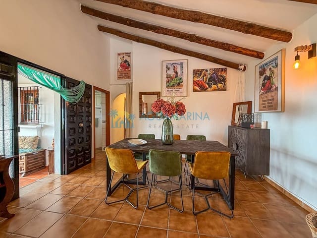2 makuuhuone Huvila myytävänä paikassa Torrox Pueblo, Torrox mukana uima-altaan - 375 000 € (Ref: 9814653)