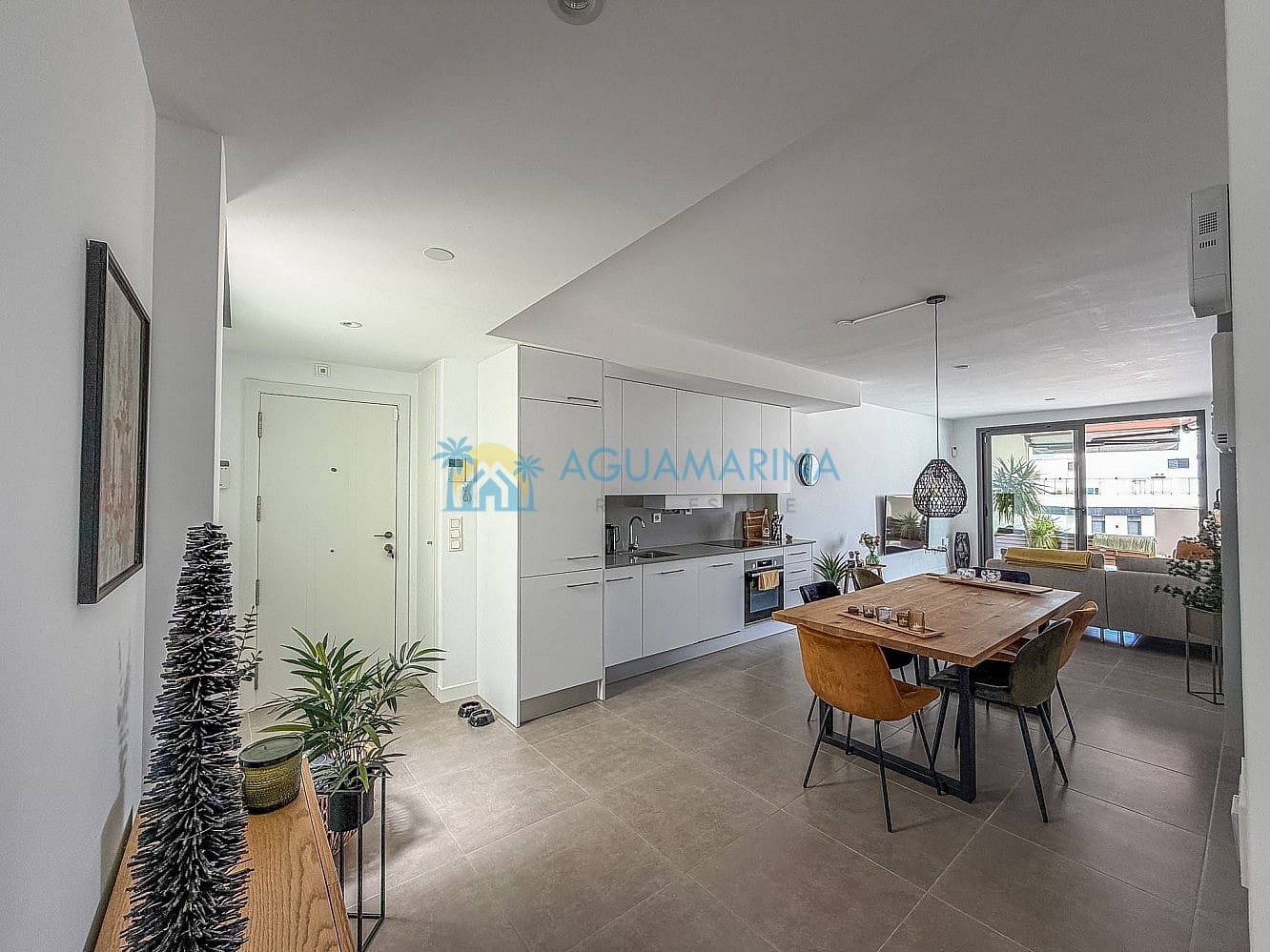 2 bedroom Apartment for sale in Torrox with pool - € 310,000 (Ref: 9899779)
