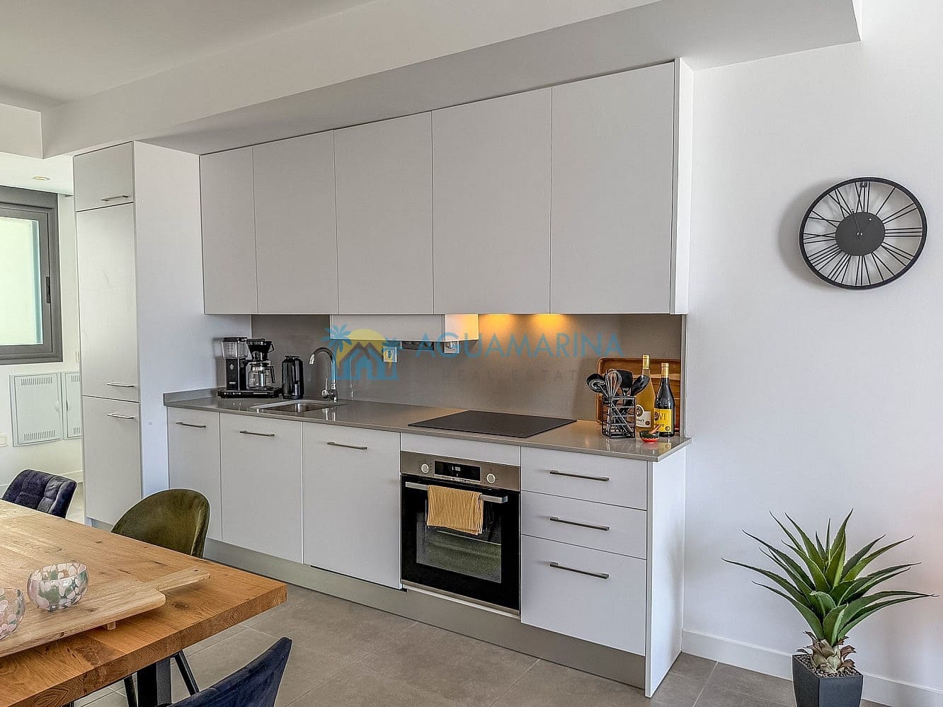 2 bedroom Apartment for sale in Torrox with pool - € 310,000 (Ref: 9899779)