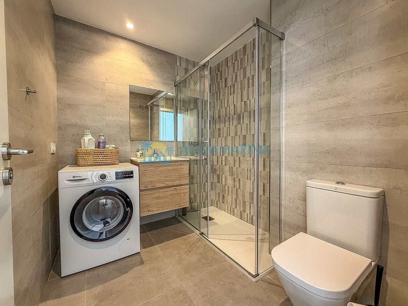 2 bedroom Apartment for sale in Torrox with pool - € 310,000 (Ref: 9899779)