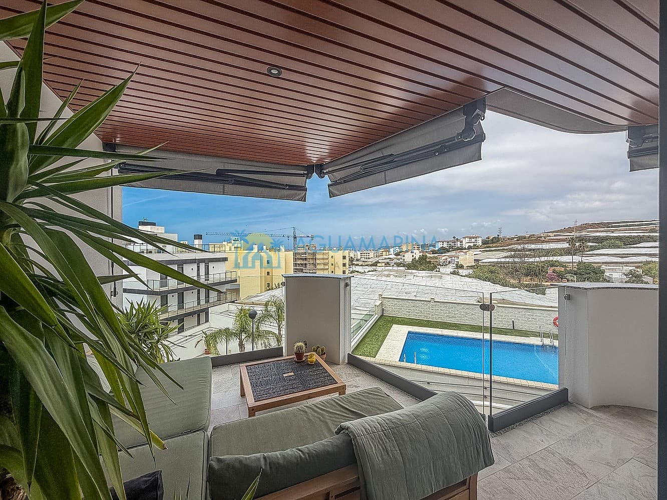 2 bedroom Apartment for sale in Torrox with pool - € 310,000 (Ref: 9899779)