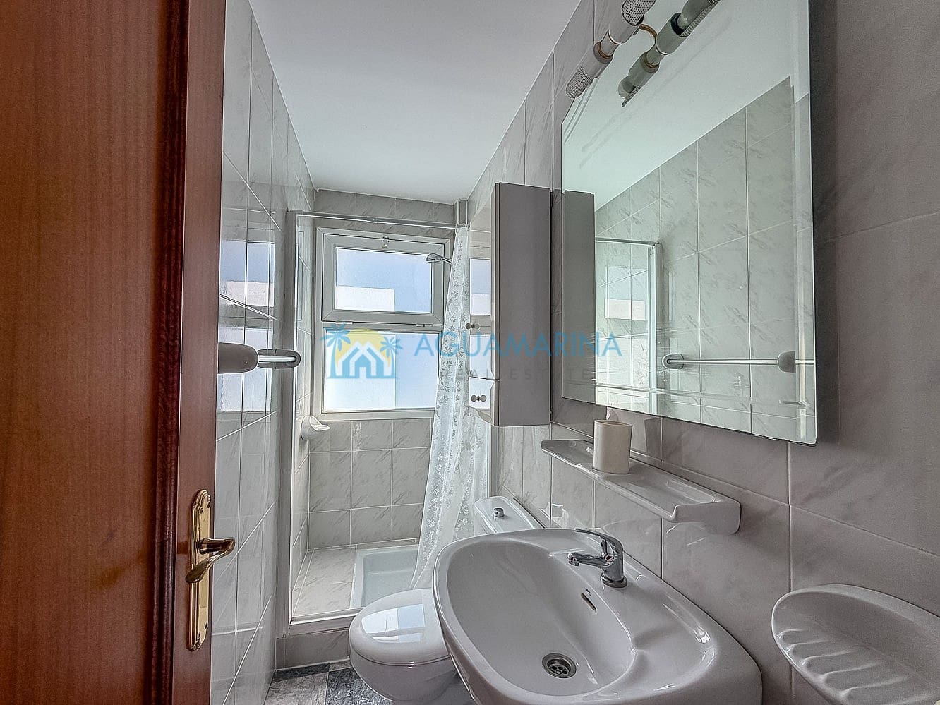 4 sypialnia Willa na sprzedaż w Torrox z basenem - 575 000 € (Ref: 9964374)