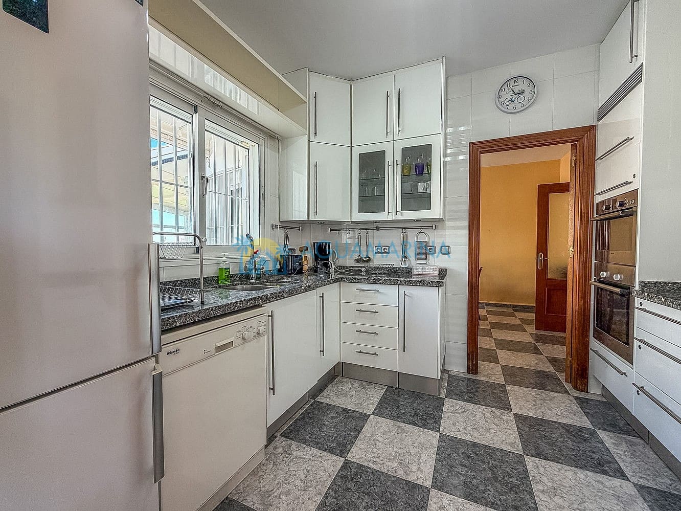 4 sypialnia Willa na sprzedaż w Torrox z basenem - 575 000 € (Ref: 9964374)