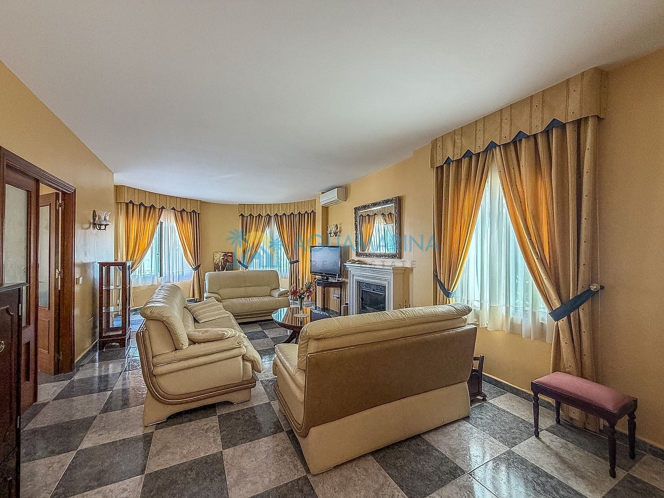 4 sypialnia Willa na sprzedaż w Torrox z basenem - 575 000 € (Ref: 9964374)