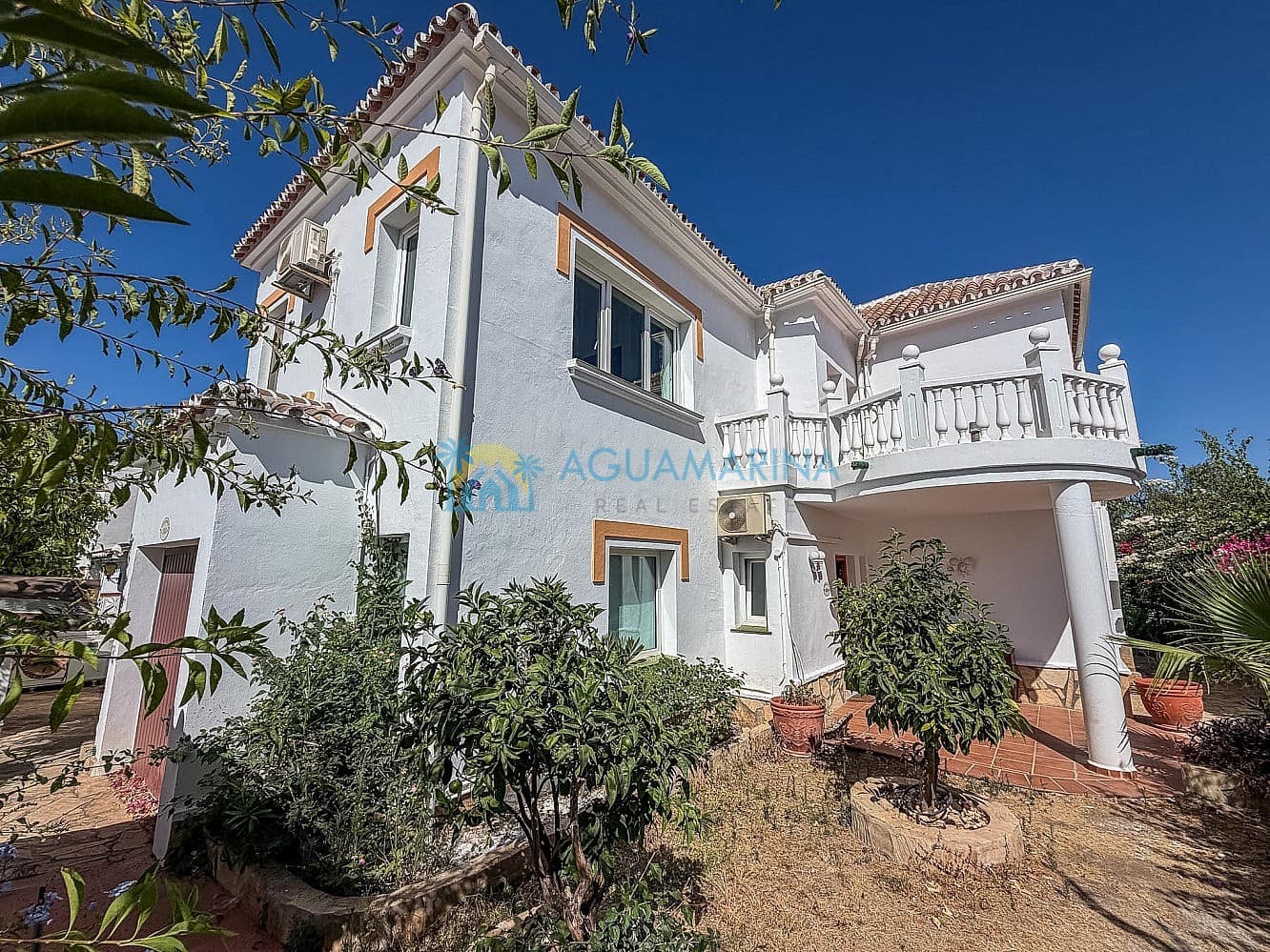 4 sypialnia Willa na sprzedaż w Torrox z basenem - 575 000 € (Ref: 9964374)