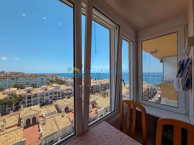 1 slaapkamer Appartement te koop in Laguna Beach, Torrox met zwembad garage - € 270.000 (Ref: 9977942)