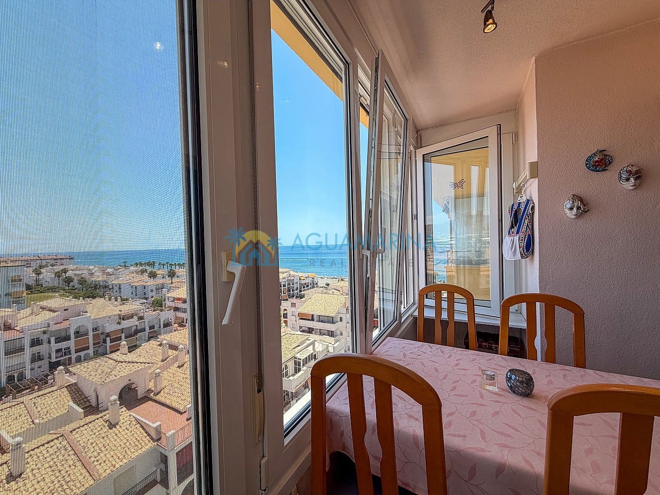 Apartamento de 1 habitación en Torrox-Costa en venta con piscina - 270.000 € (Ref: 9977942)