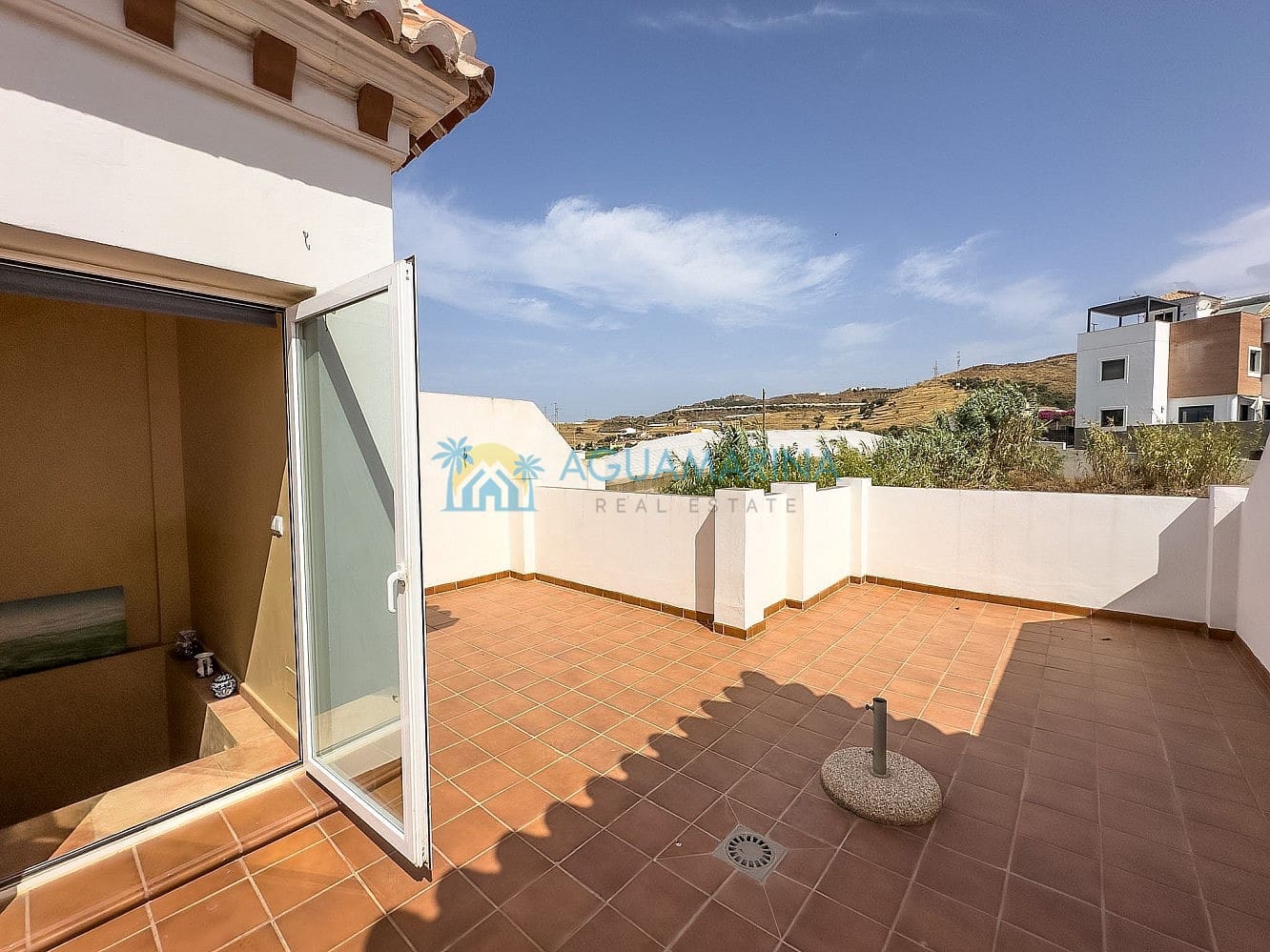 4 Zimmer Reihenhaus zu verkaufen in Torrox mit Pool - 379.000 € (Ref: 9981427)