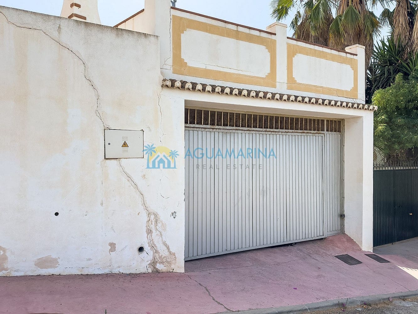 4 Zimmer Reihenhaus zu verkaufen in Torrox mit Pool - 379.000 € (Ref: 9981427)
