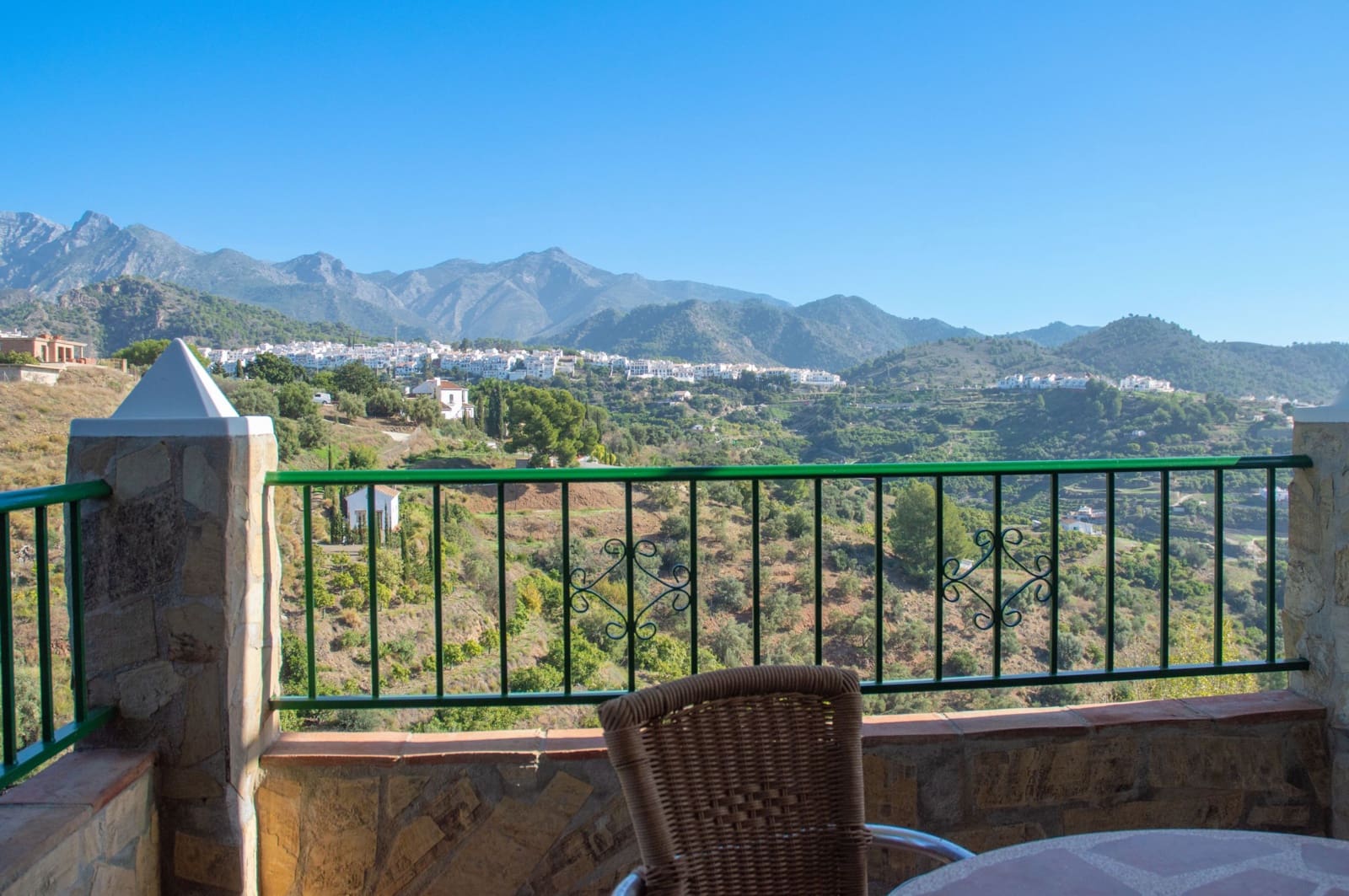 4 bedroom Villa for sale in Frigiliana with pool garage - € 960,000 (Ref: 9297834)