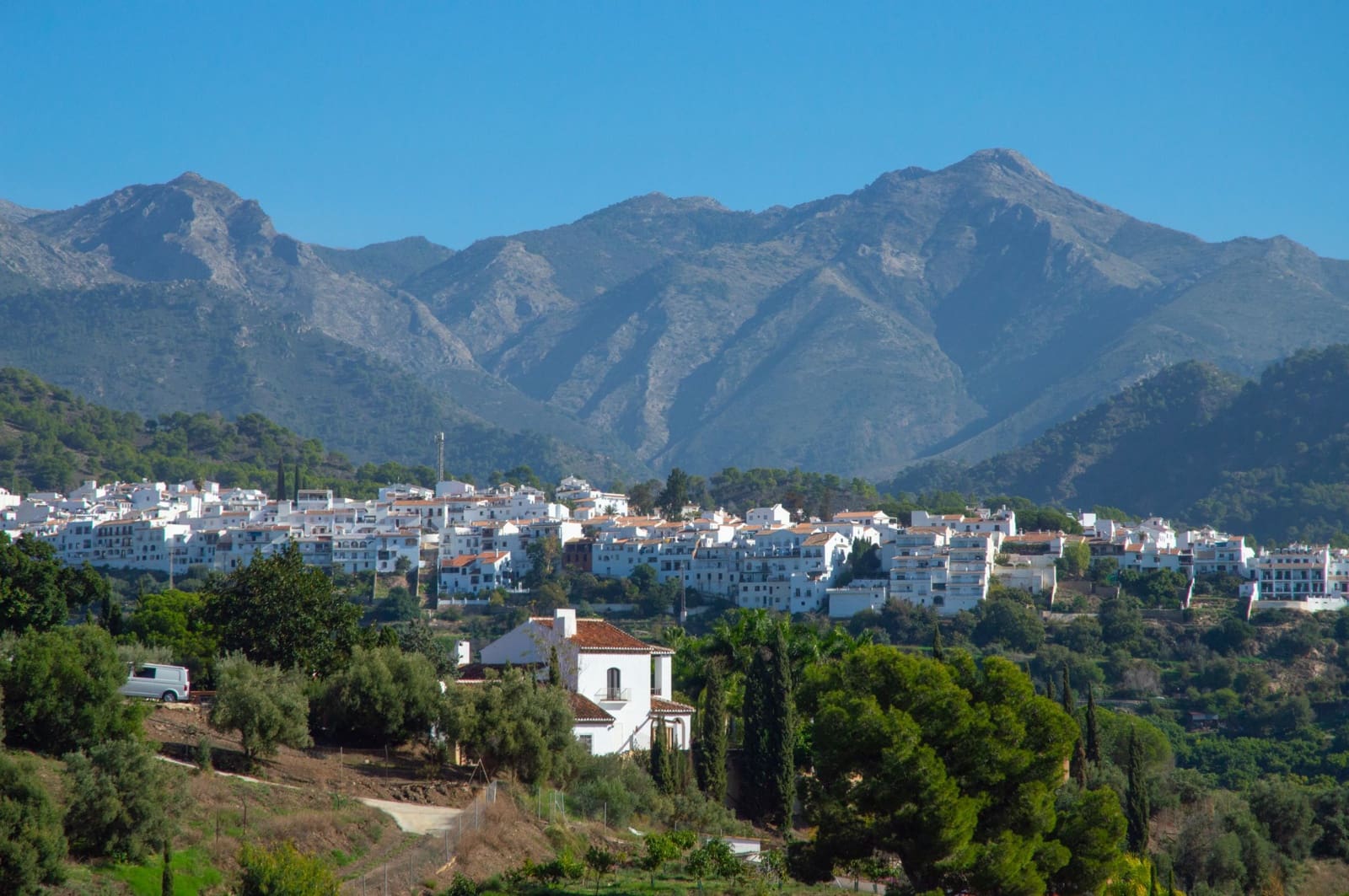 4 bedroom Villa for sale in Frigiliana with pool garage - € 960,000 (Ref: 9297834)