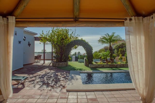 4 soveværelse Villa til salg i Frigiliana med swimmingpool garage - € 960.000 (Ref: 9297834)