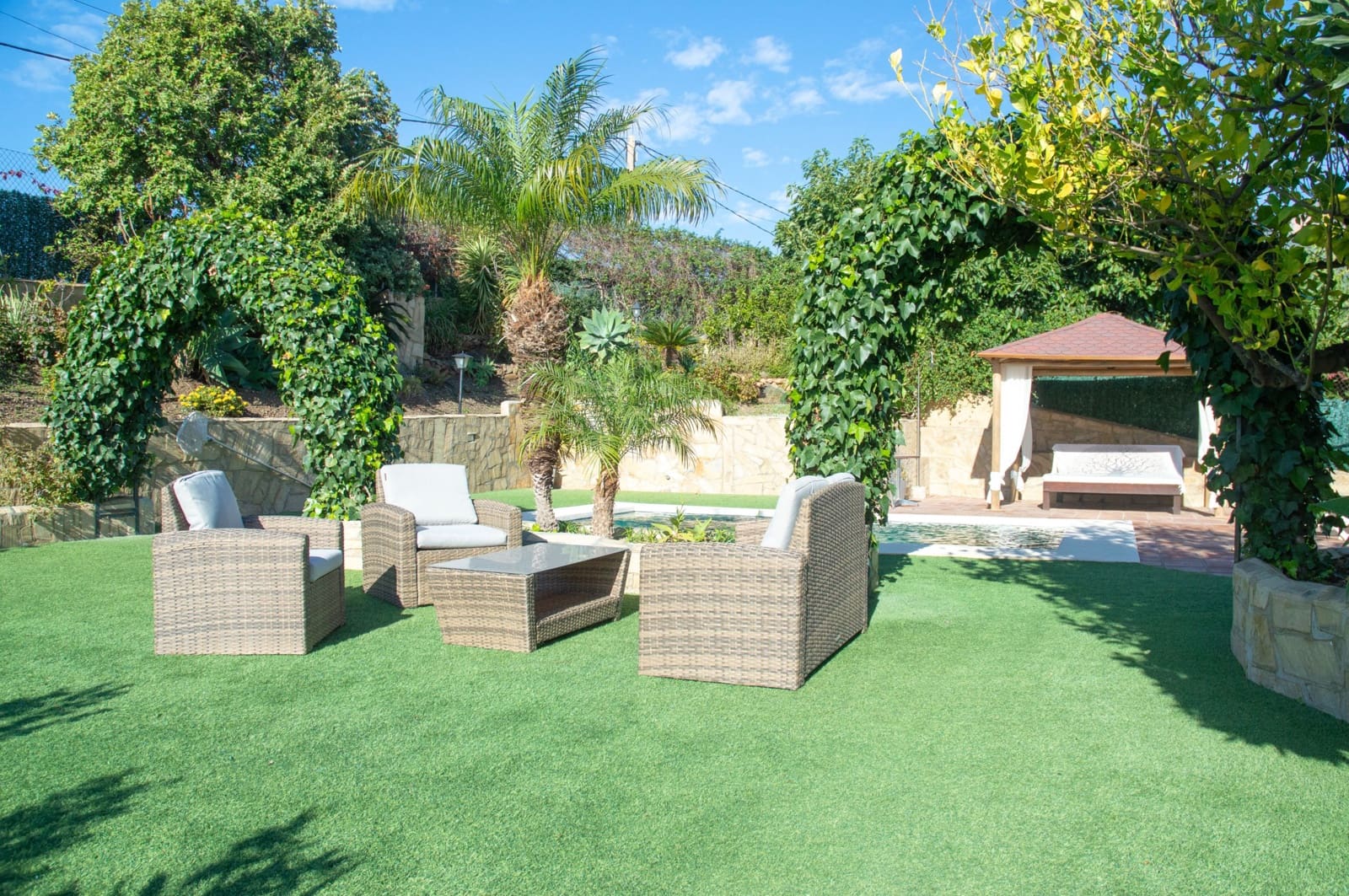 4 bedroom Villa for sale in Frigiliana with pool garage - € 960,000 (Ref: 9297834)