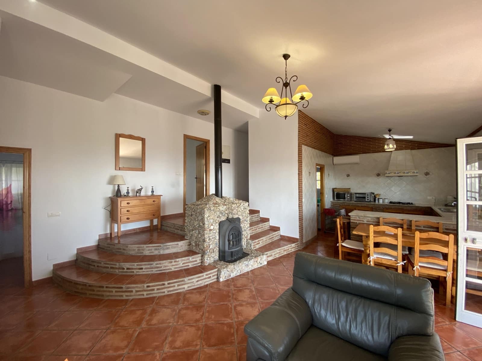 3 soverom Villa til leie i Frigiliana med svømmebasseng garasje - € 1 750 (Ref: 9297844)