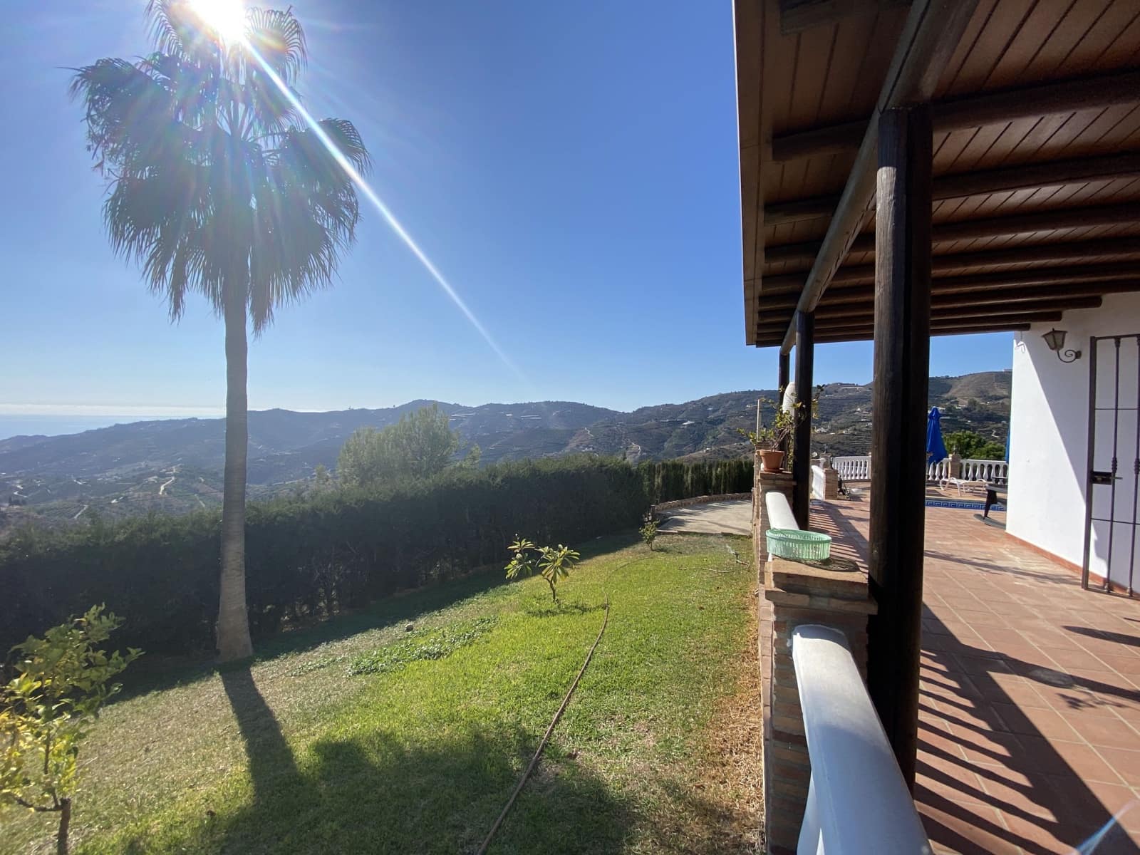 3 soverom Villa til leie i Frigiliana med svømmebasseng garasje - € 1 750 (Ref: 9297844)