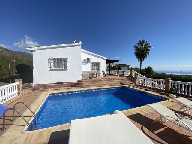 3 soverom Villa til leie i Frigiliana med svømmebasseng garasje - € 1 750 (Ref: 9297844)