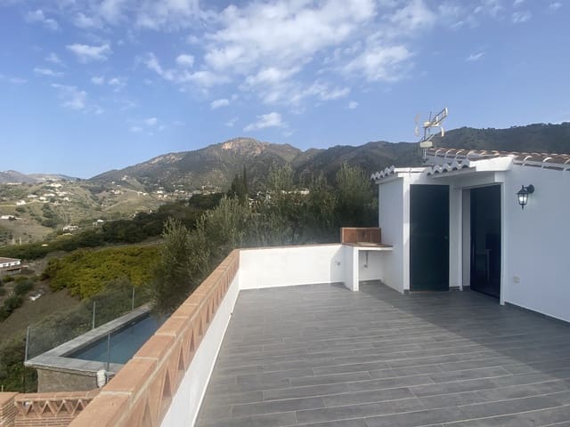 3 makuuhuone Huvila vuokrattavana paikassa Frigiliana mukana uima-altaan 
autotalli - 1 500 € (Ref: 9380060)